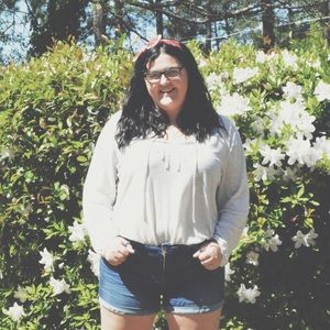 Meet your Posher, Michaela